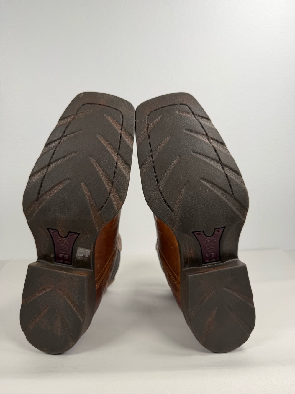 Ariat Midtown Rambler Mens Leather Chelsea Boots Size 9.5 EE Barn Brown 10019868 - Picture 13 of 16